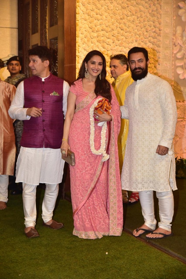 Bollywood Tadka, ambani ganesha chaturthi