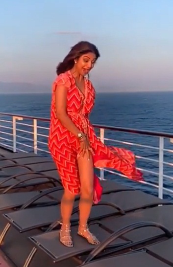 Bollywood Tadka, शिल्पा शेट्टी इमेज, शिल्पा शेट्टी फोटो, शिल्पा शेट्टी पिक्चर
