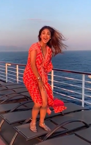 Bollywood Tadka, शिल्पा शेट्टी इमेज, शिल्पा शेट्टी फोटो, शिल्पा शेट्टी पिक्चर