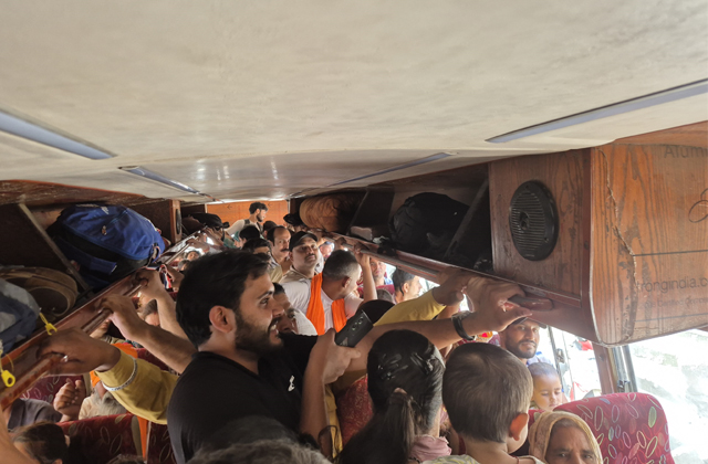 PunjabKesari, Bad Condition of Jammu-Kathua Route Buses