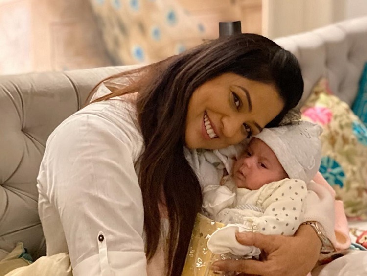 Bollywood Tadka,Anayra Sharma image, Anayra Sharma photo,Anayra Sharma pictures, richa sharma image, richa sharma photo, richa sharma pictures,