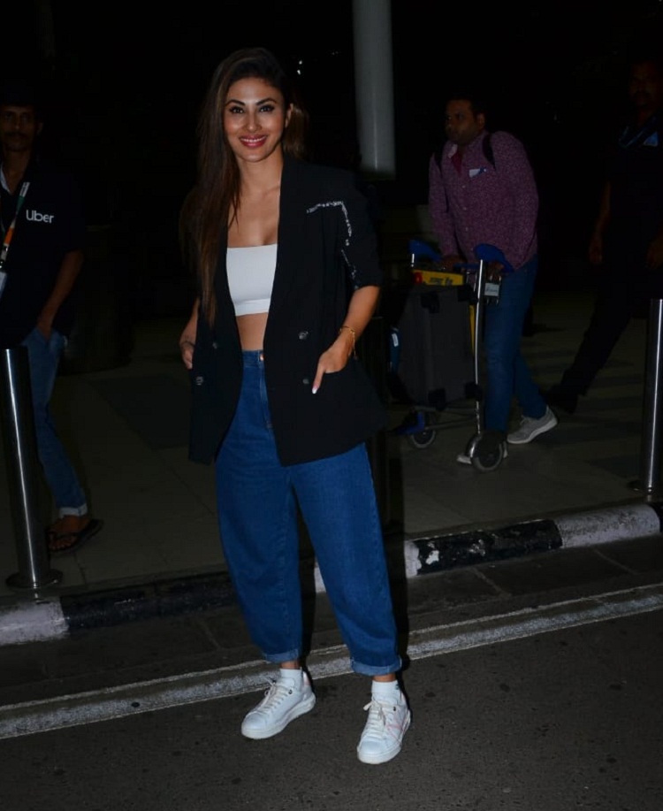 Bollywood Tadka,Mouni Roy images, Mouni Roy photos, Mouni Roy picture,