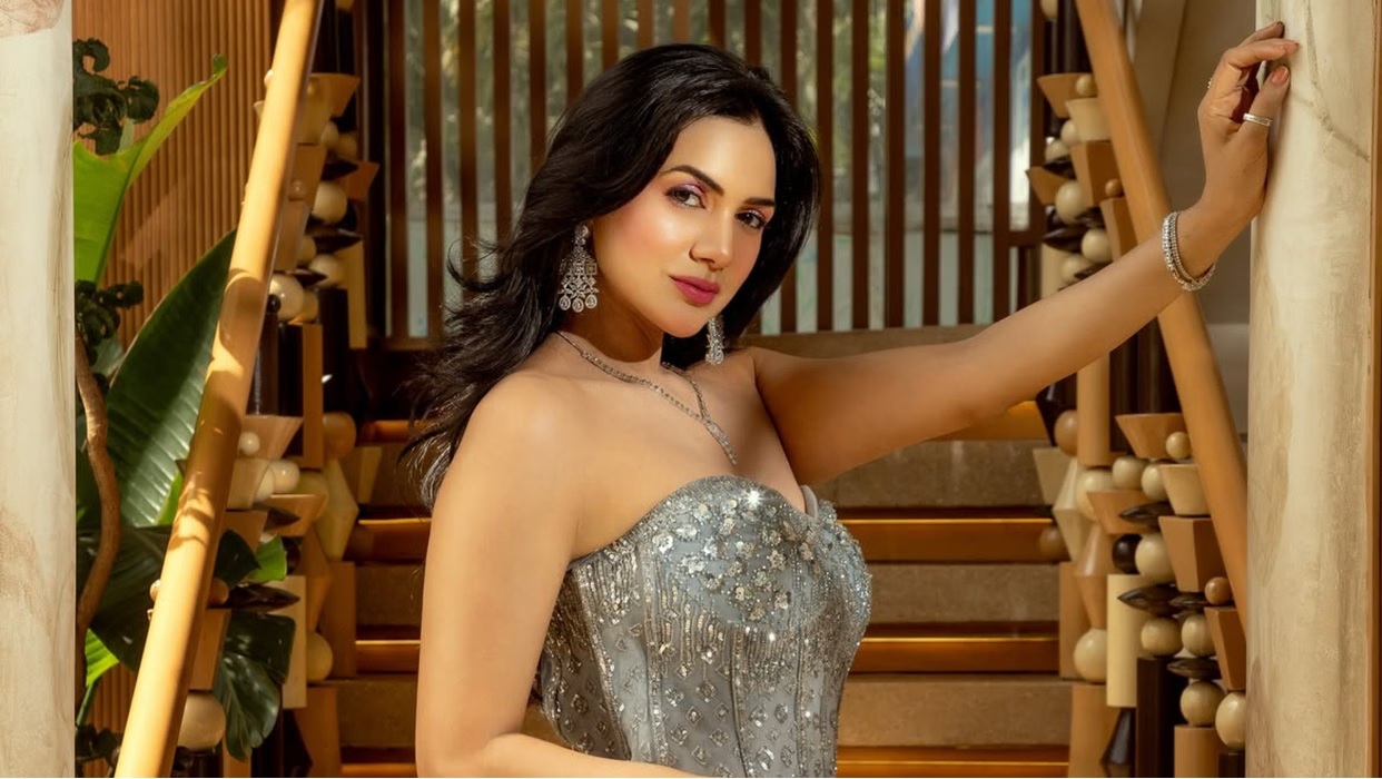  Akanksha Chamola