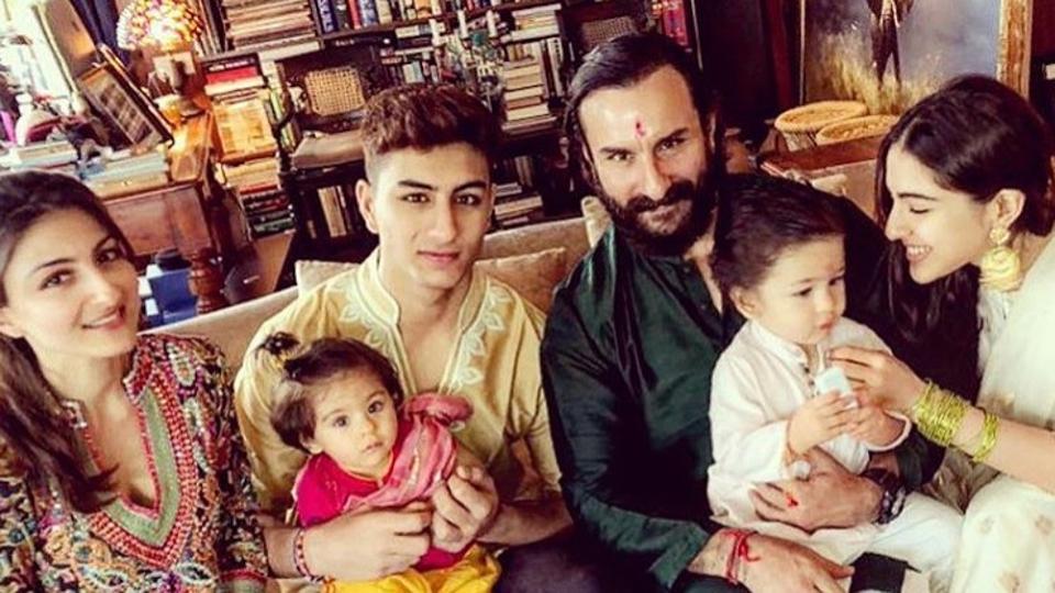 Bollywood Tadka, तैमूर अली खान इमेज, तैमूर अली खान फोटो, तैमूर अली खान पिक्चर, इब्राहिम अली खान इमेज, इब्राहिम अली खान फोटो, इब्राहिम अली खान पिक्चर