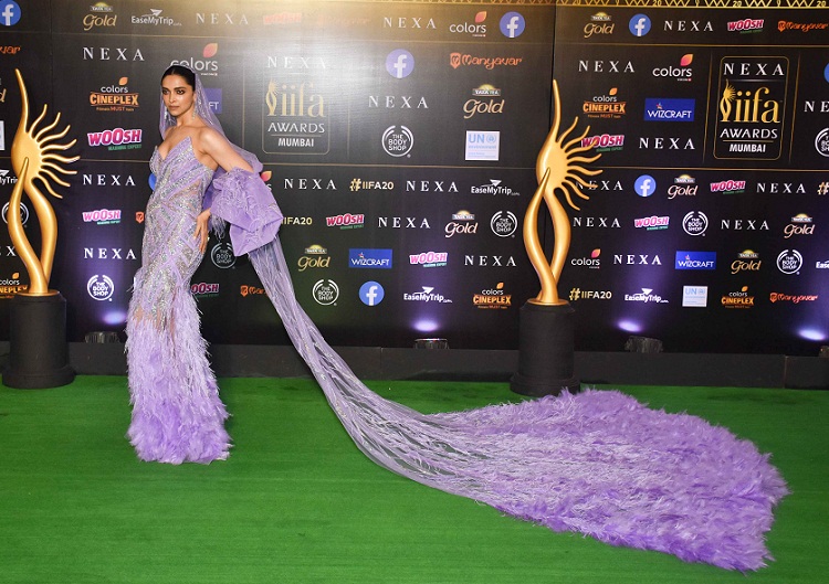Bollywood Tadka, दीपिका पादुकोण इमेज, दीपिका पादुकोण फोटो, दीपिका पादुकोण पिक्चर, रणवीर सिंह इमेज, रणवीर सिंह फोटो, रणवीर सिंह पिक्चर