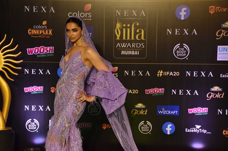 Bollywood Tadka, दीपिका पादुकोण इमेज, दीपिका पादुकोण फोटो, दीपिका पादुकोण पिक्चर, रणवीर सिंह इमेज, रणवीर सिंह फोटो, रणवीर सिंह पिक्चर