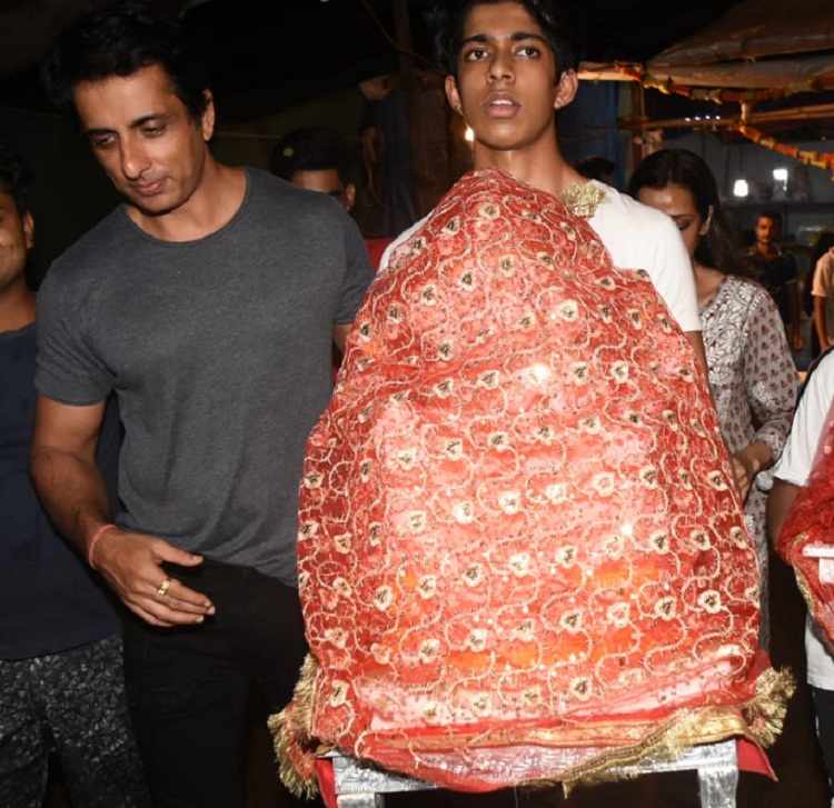 Bollywood Tadka, शहरान दत्त इमेज, शहरान दत्त फोटो, शहरान दत्त पिक्चर, सोनू सूद इमेज, सोनू सूद फोटो, सोनू सूद पिक्चर
