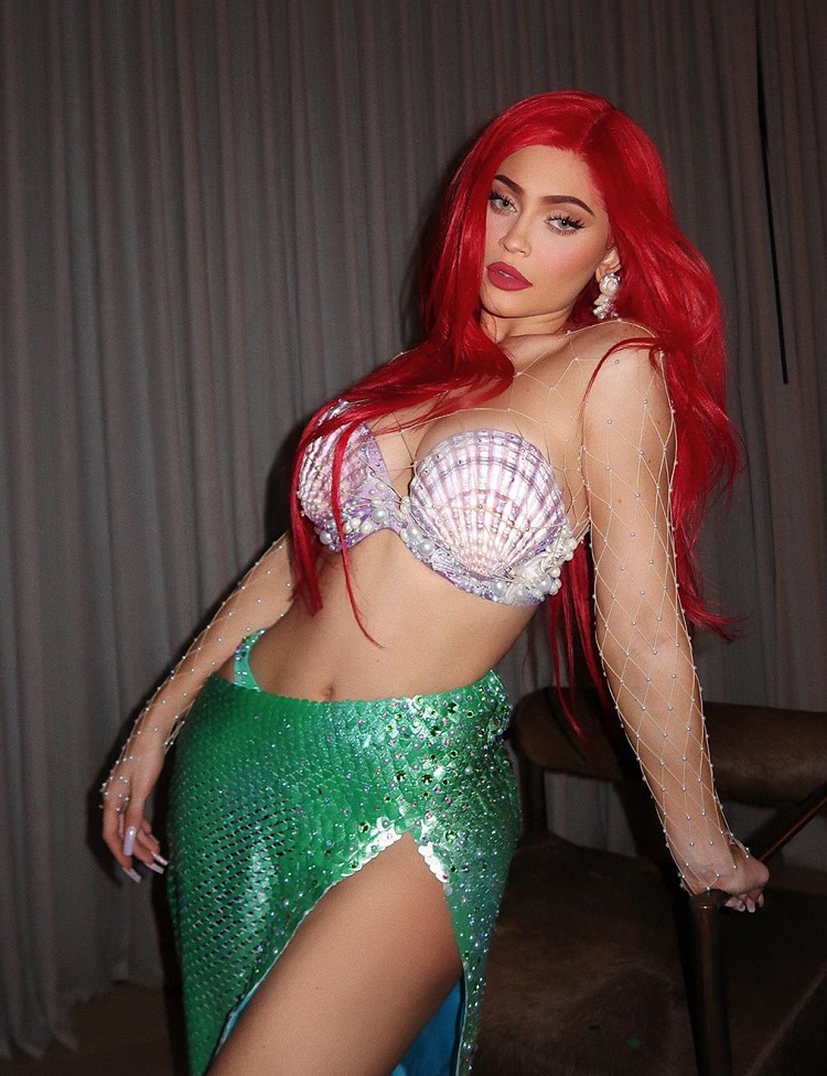 Bollywood Tadka,Kylie Jenner image, Kylie Jenner photo, Kylie Jenner pictures,