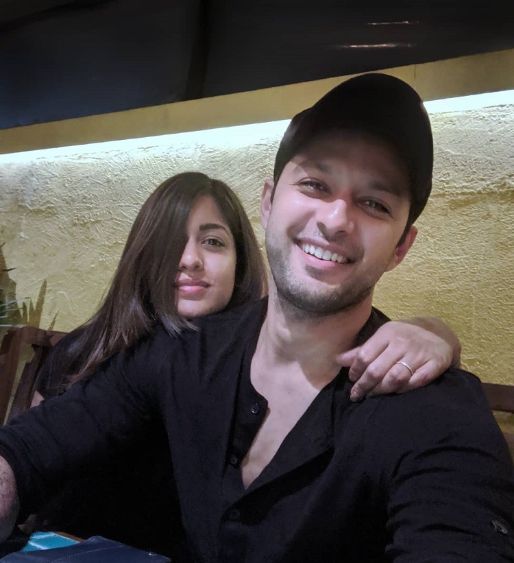 Bollywood Tadka,Vatsal Sheth image, Vatsal Sheth photo, Vatsal Sheth pictures, Ishita Dutta image, Ishita Dutta photo, Ishita Dutta pictures