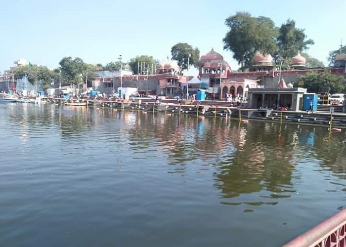 PunjabKesari, Madhya Pardesh Hindi News, ujjain Hindi News, Ujjain Hindi Samachar, Chipra river,Clean , Makaar sankranti