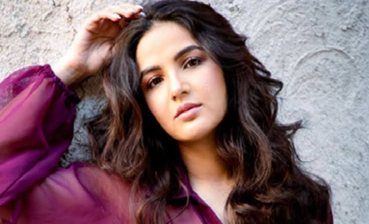 asmine Bhasin in Khatron Ke Khiladi 15