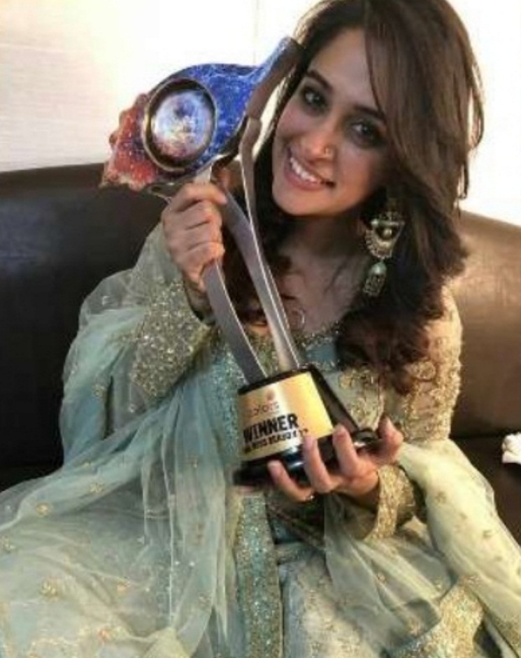 Bollywood Tadka, श्रीसंत इमेज, बिग बॉस 12 इमेज, न्यू ईयर सेलिब्रेट इमेज, करणवीर वोहरा इमेज, पार्टी इमेज, दीपक ठाकुर इमेज, दीपिका कक्कड़ इमेज, भुवनेश्वरी इमेज, जसलीन मथारू इमेज, शिवाशीष मिश्रा इमेज,