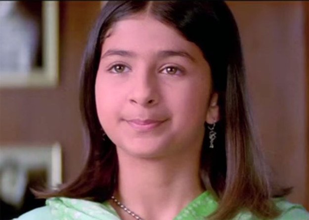 Bollywood Tadka, मालविका राज इमेज, कभी खुशी कभी गम इमेज, करीना कपूर खान इमेज, ग्लैमरस इमेज, स्पॉट इमेज, जिम इमेज, ग्लैमरस लुक इमेज,