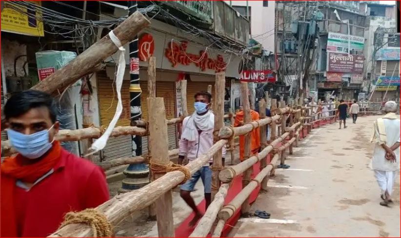 Devotees in Mahakal temple,Devotees in Mahakal temple, baba mahakal, ujjain, effect of corona, PunjabKesari