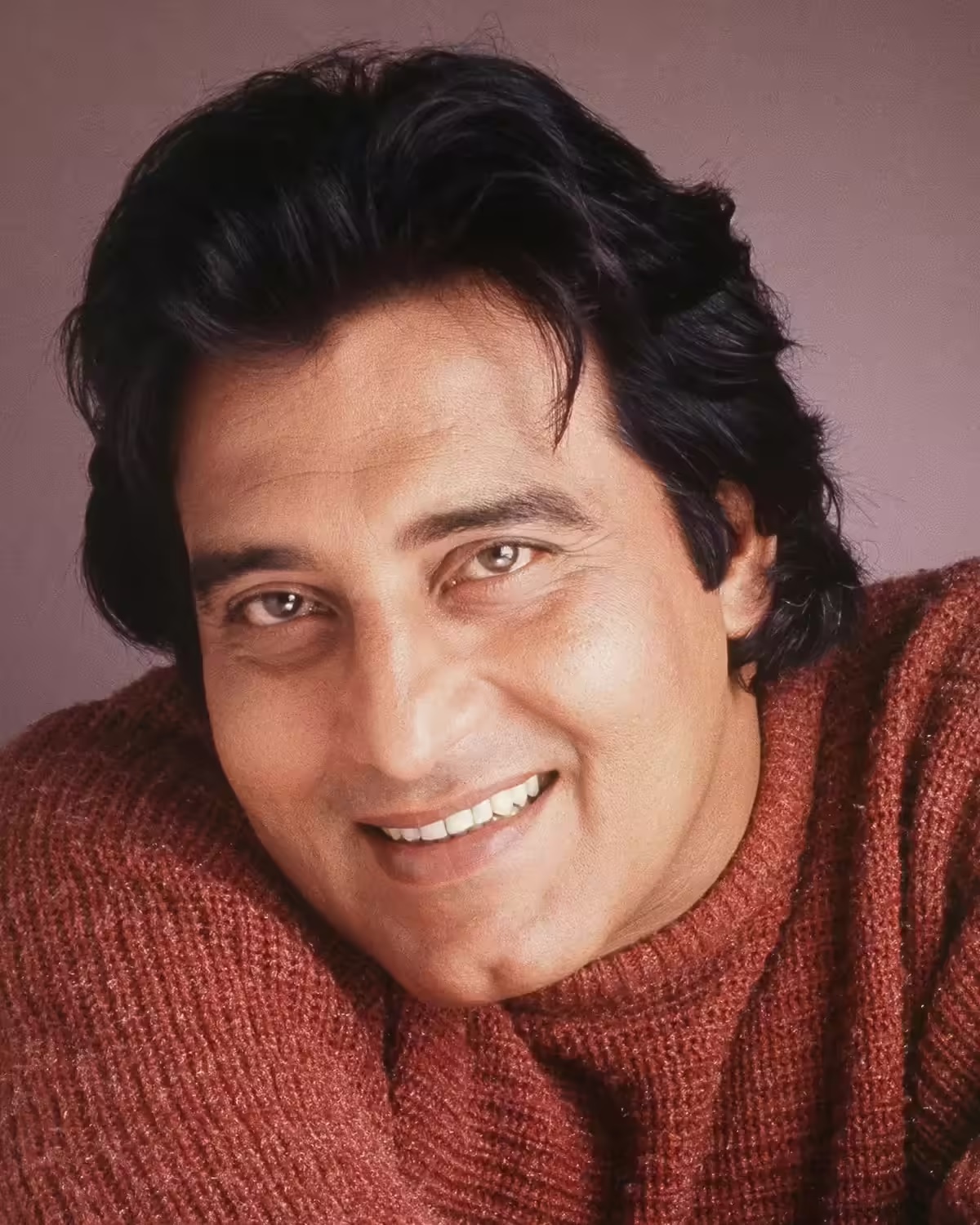 Vinod Khanna Kissing Scene Controversy