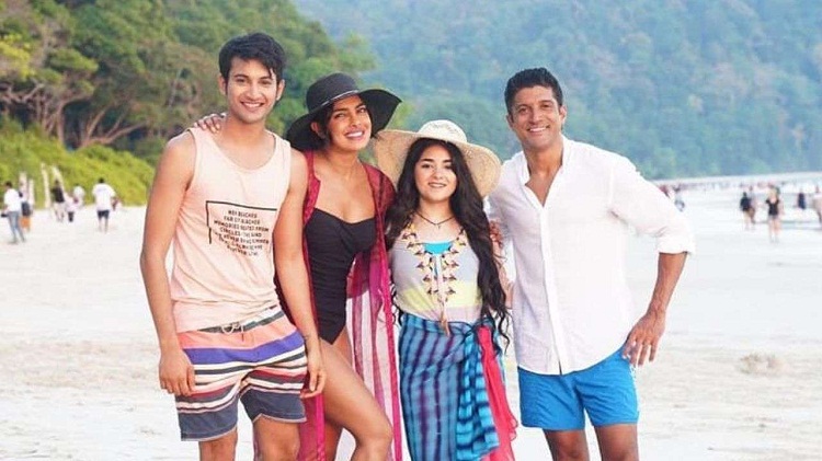 Bollywood Tadka, The Sky Is Pink Review