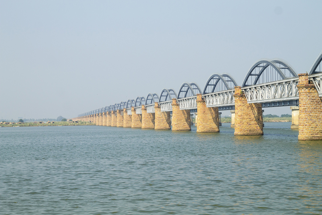 PunjabKesari, Nari, Godavari Bridge, Travel Place Image