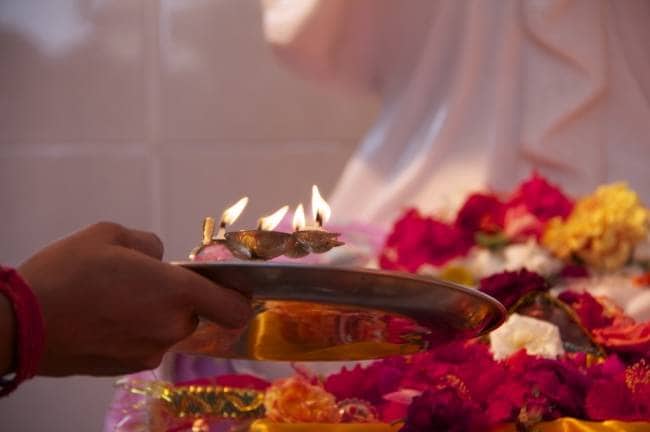 PunjabKesari Do not wear stitched clothes during worship