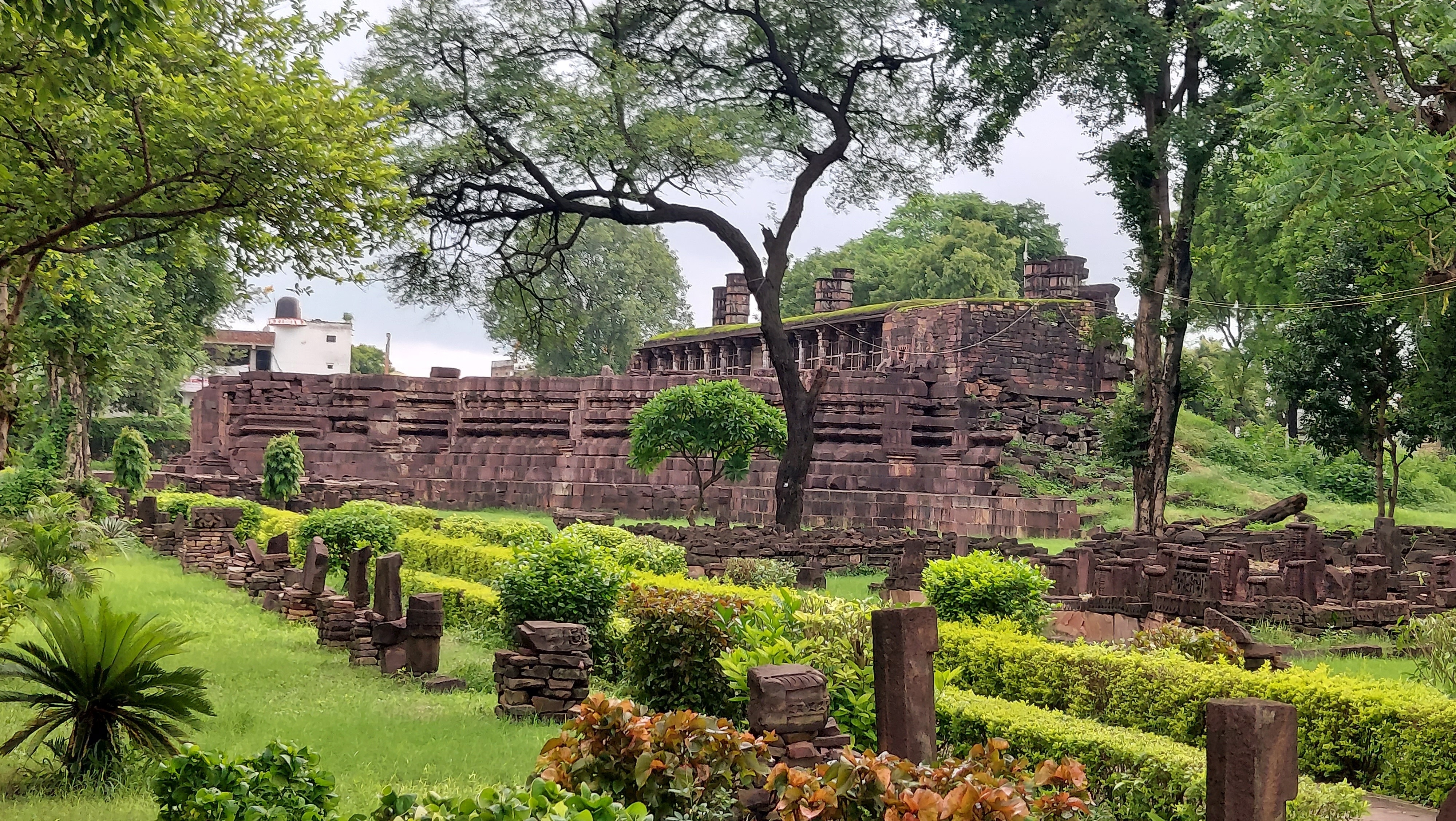PunjabKesari , Vidisha, Bijamandal dispute, High Court, Archaeological Survey of India, Vishnu Shankar Jain, Harishankar Jain, Shubham Verma, Hindu temple, Religious dispute, Madhya Pradesh news