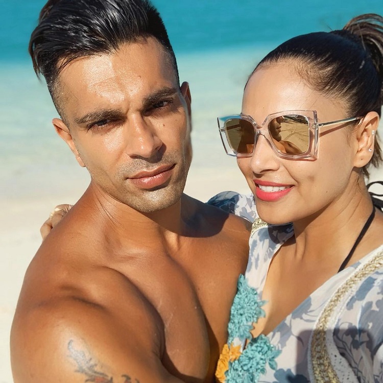 PunjabKesari,bipasha basu image,bipasha basu photo,bipasha basu picture, karan singh grover image,karan singh grover photo, karan singh grover picture,