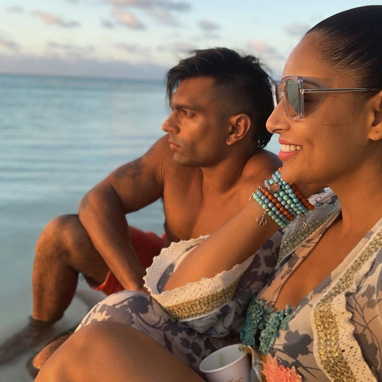 PunjabKesari,bipasha basu image,bipasha basu photo,bipasha basu picture, karan singh grover image,karan singh grover photo, karan singh grover picture,