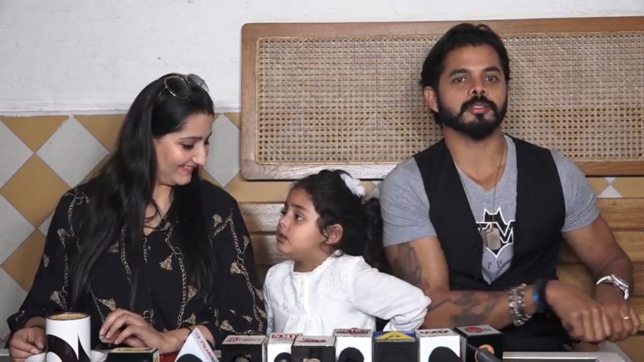 Bollywood Tadka, श्रीसंत इमेज, रोमिल चौधरी इमेज, पत्नी भुवनेश्वरी इमेज, सानविका इमेज, प्रेस कॉन्फ्रेंस इमेज
