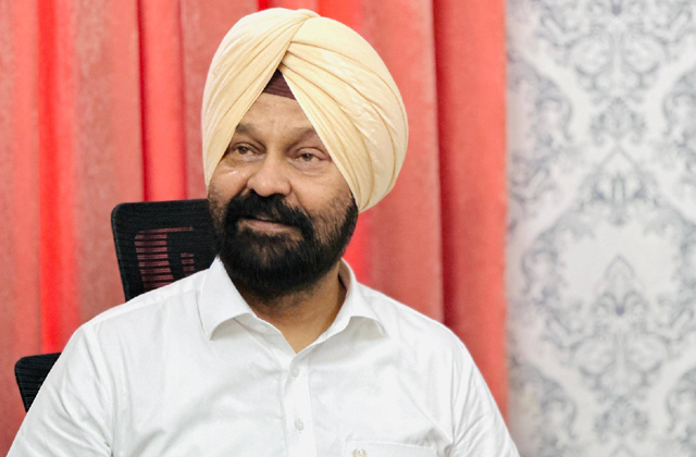 PunjabKesari, action-on-traffic-police-asi