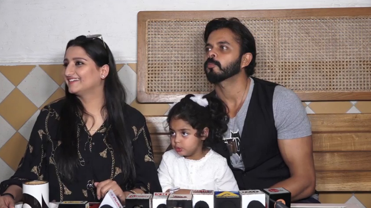 Bollywood Tadka, श्रीसंत इमेज, रोमिल चौधरी इमेज, पत्नी भुवनेश्वरी इमेज, सानविका इमेज, प्रेस कॉन्फ्रेंस इमेज