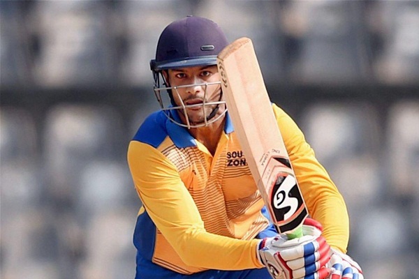 Sports news, Cricket news in hindi, melbourne test, captain virat kohli, Coach ravi shastri, reply to criticism, Easy to talk,