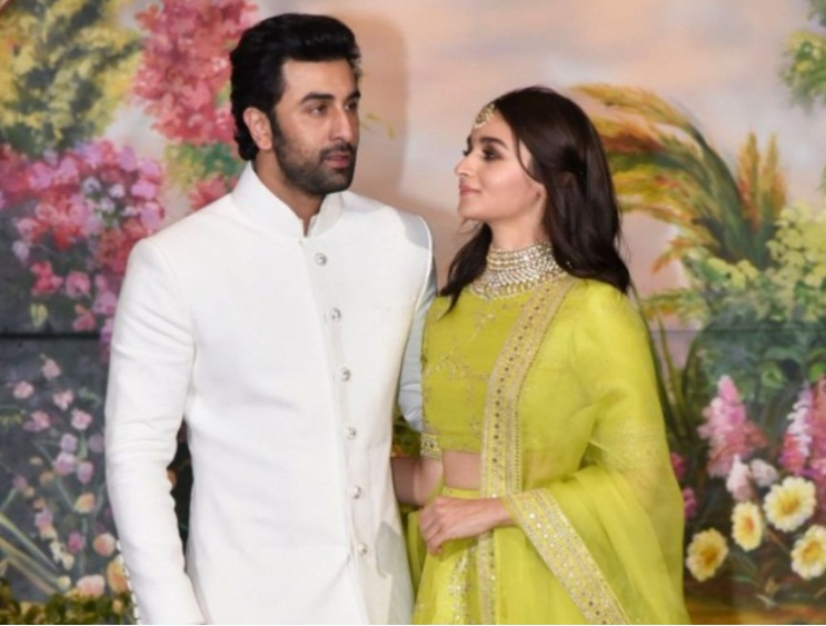Bollywood Tadka, आलिया भट्ट इमेज, रणबीर कपूर इमेज, न्यूयॉर्क इमेज, क्वालिटी टाइम स्पेंड इमेज, वायरल तस्वीरें इमेज, ब्रह्मास्त्र इमेज,