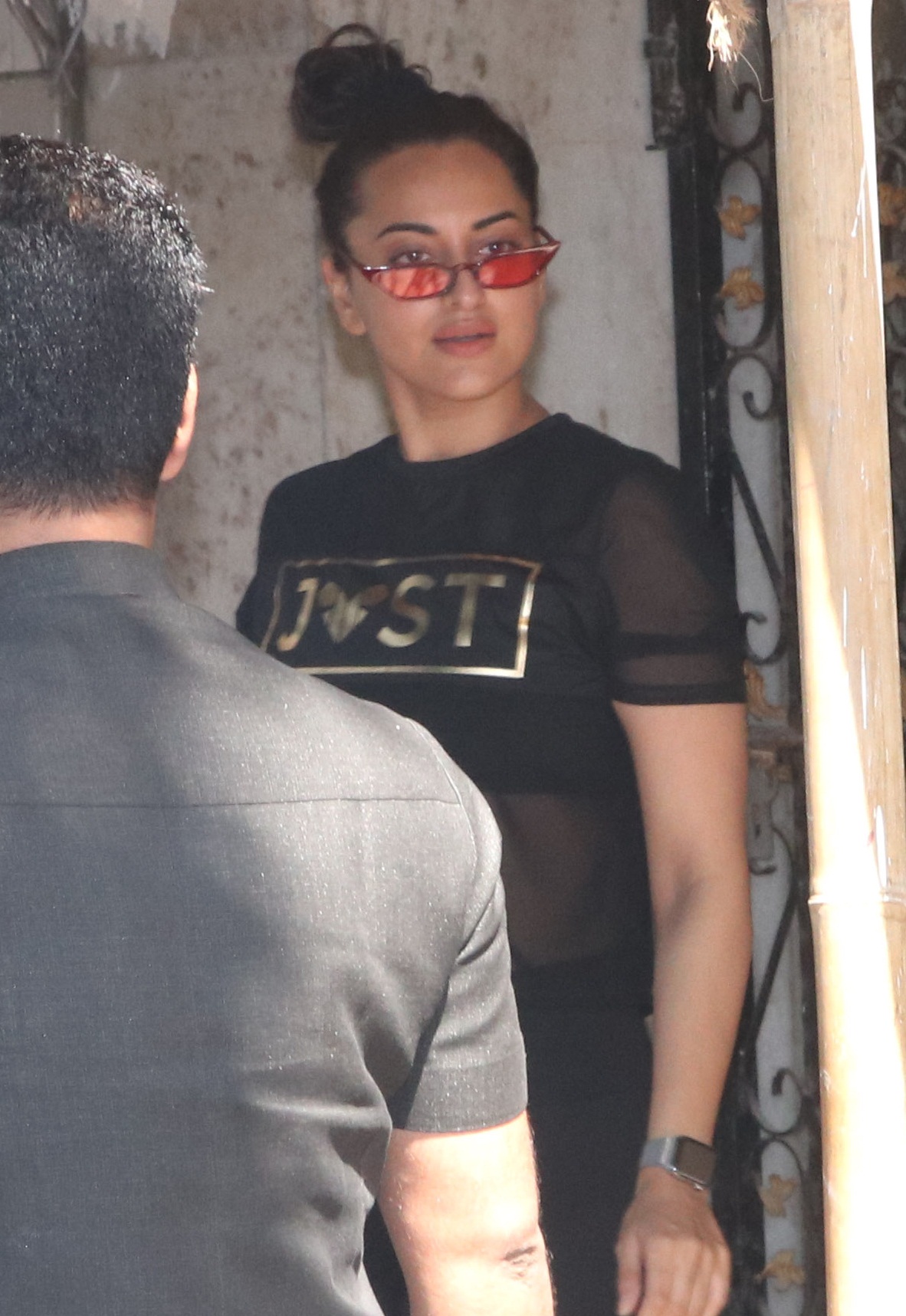 PunjabKesari, सोनाक्षी सिन्हा फोटो, सोनाक्षी सिन्हा इमेज फोटो वॉलपेपर फुल एचडी फोटो गैलरी फ्री डाउनलोड,Sonakshi Sinha Image Photo Wallpaper Full HD Photo Gallery Free Download