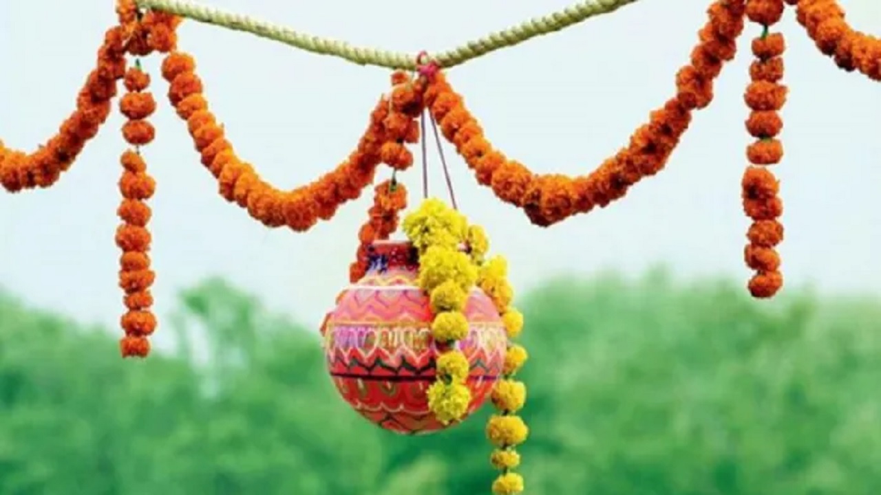 PunjabKesari PunjabKesari Janamashtmi, Sri Janamashtmi, Krishan Janamashtmi 2022, Dahi Handi 2022, Dahi Handi 2022 Date And Time, Dahi Handi Mahtav, Dahi Handi , Dahi Handi Importance, Dharm