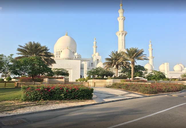 PunjabKesari, Ramzan, Ramadan, Ramadan 2019, Ramzan 2019, Worlds third largest mosque, Sheikh zayed grand in abu dhabi