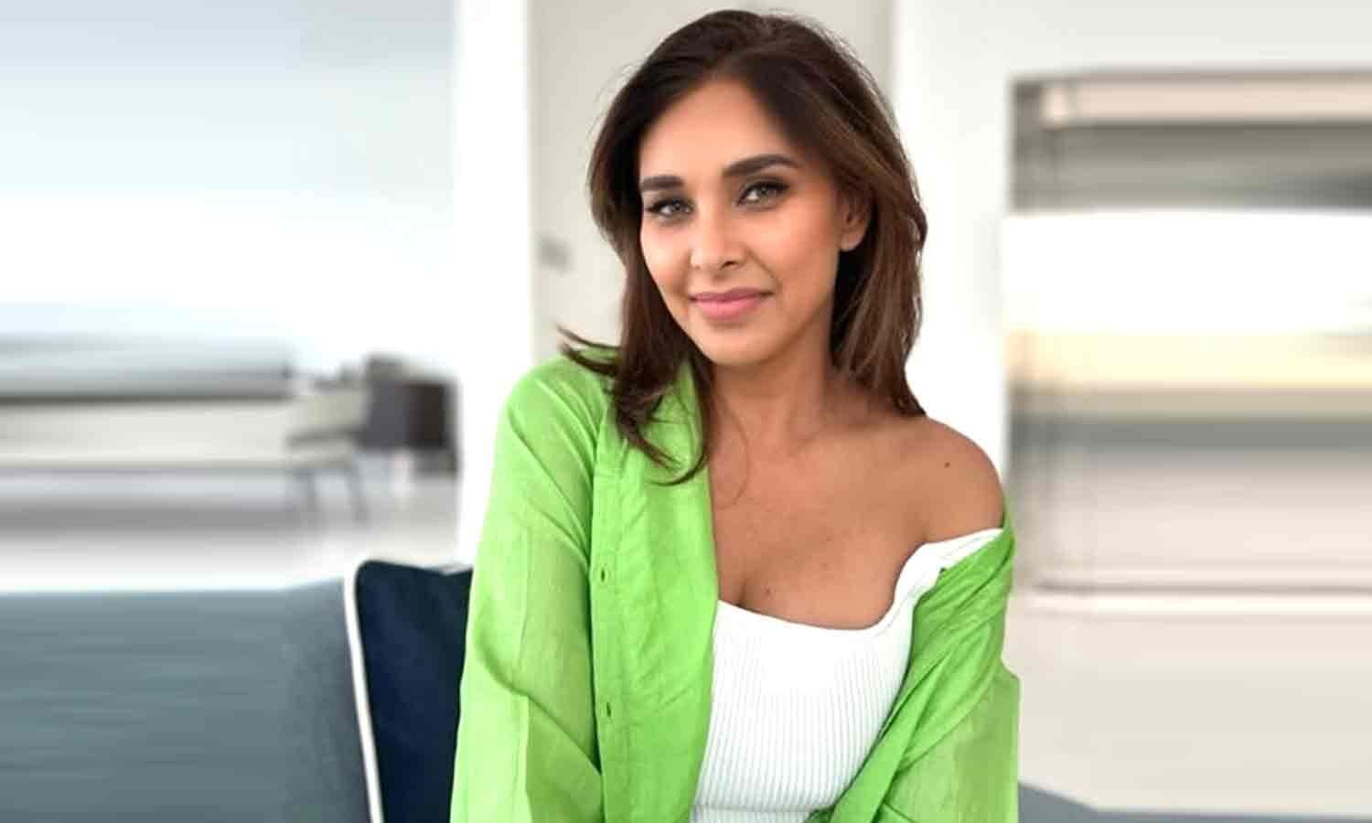 Lisa Ray Statement on beauty