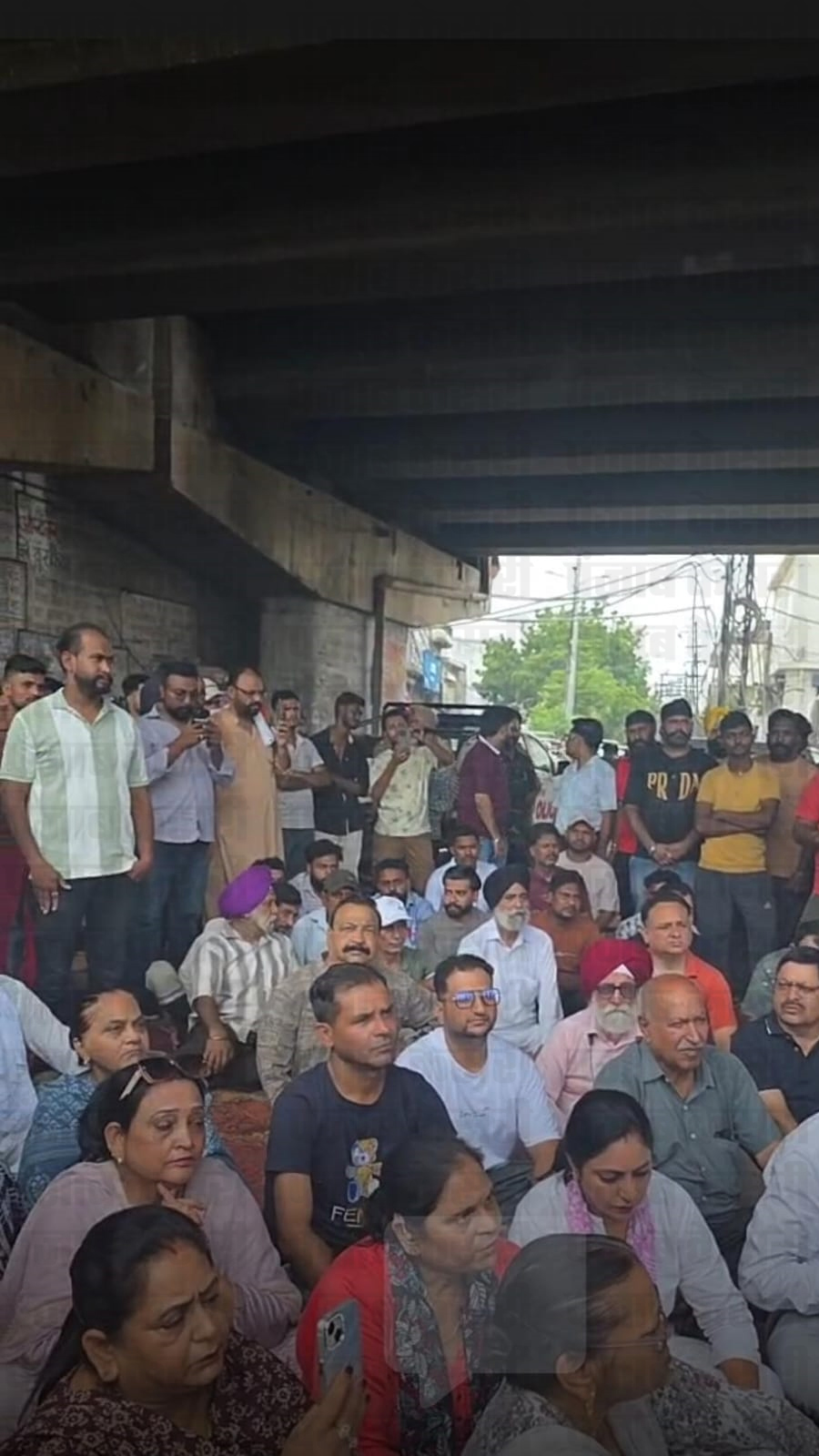 PunjabKesari, Ludhiana Sewage Protest