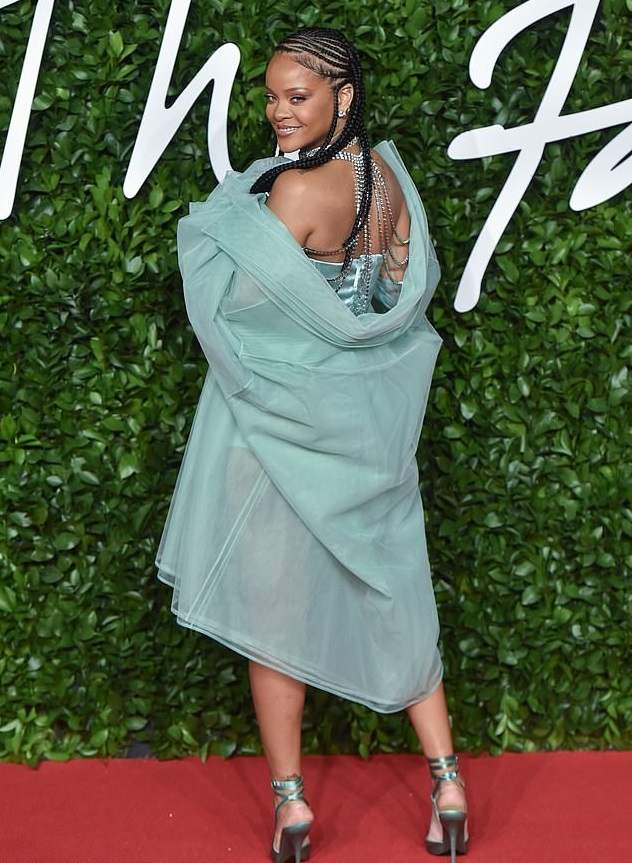 Bollywood Tadka,Rihanna image, Rihanna photo, Rihanna pictures,