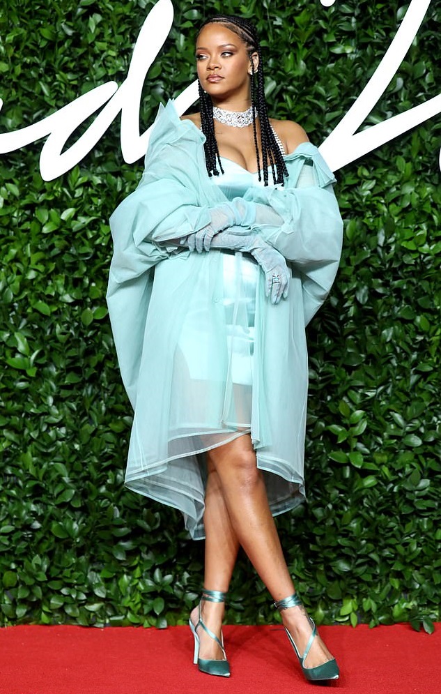 Bollywood Tadka,Rihanna image, Rihanna photo, Rihanna pictures,