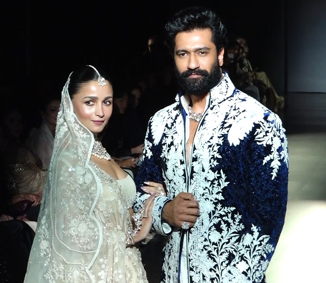 Alia Vicky Ramp Walk