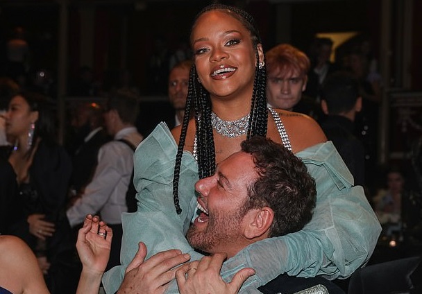 Bollywood Tadka,Rihanna image, Rihanna photo, Rihanna pictures,