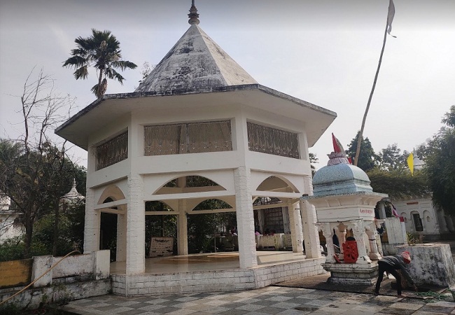 PunjabKesari, Sarang Temple, Sutikshan Muni Ashram, Sarang Mandir, Madhya Pradesh Sarang temple, Sri Ram, Rishi Agastya, Sutikshan Muni Ashram, सुतीक्षण मुनि आश्रम, सारंग धाम, Sarang Dham, Dharmik Sthal, Religious Place In India, Hindu Teerth Sthal