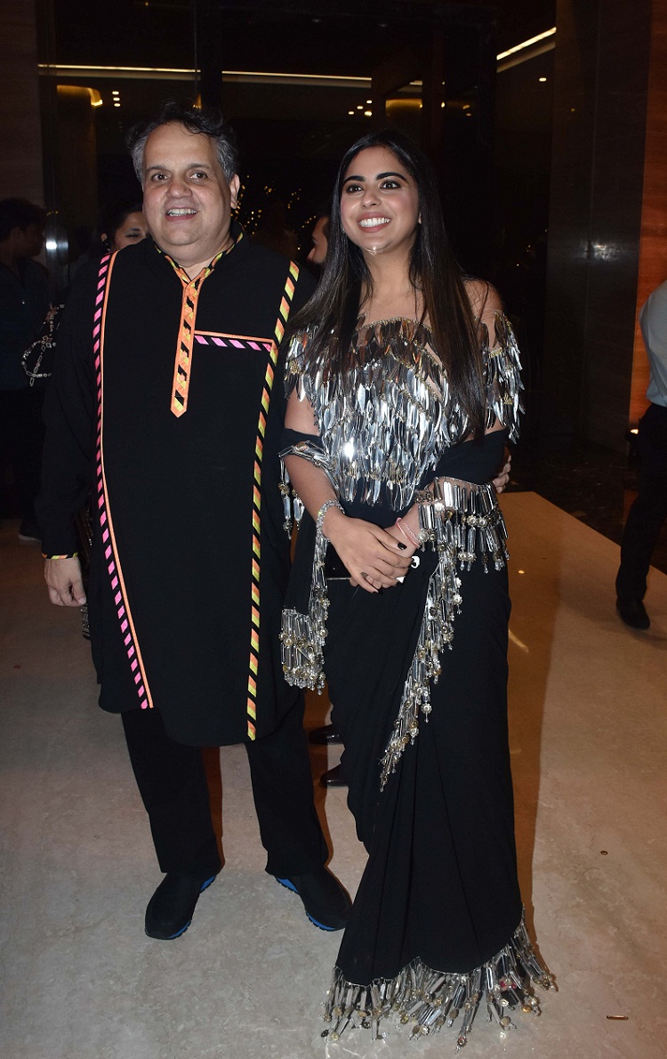 Bollywood Tadka, ईशा अंबानी इमेज, ईशा अंबानी फोटो, ईशा अंबानी पिक्चर