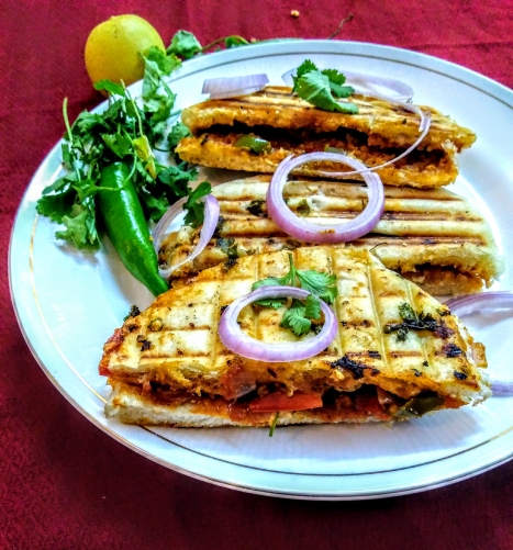 PunjabKesari, Pizza Kulcha Sandwich Recipe Image, Pizza Kulcha Sandwich Image