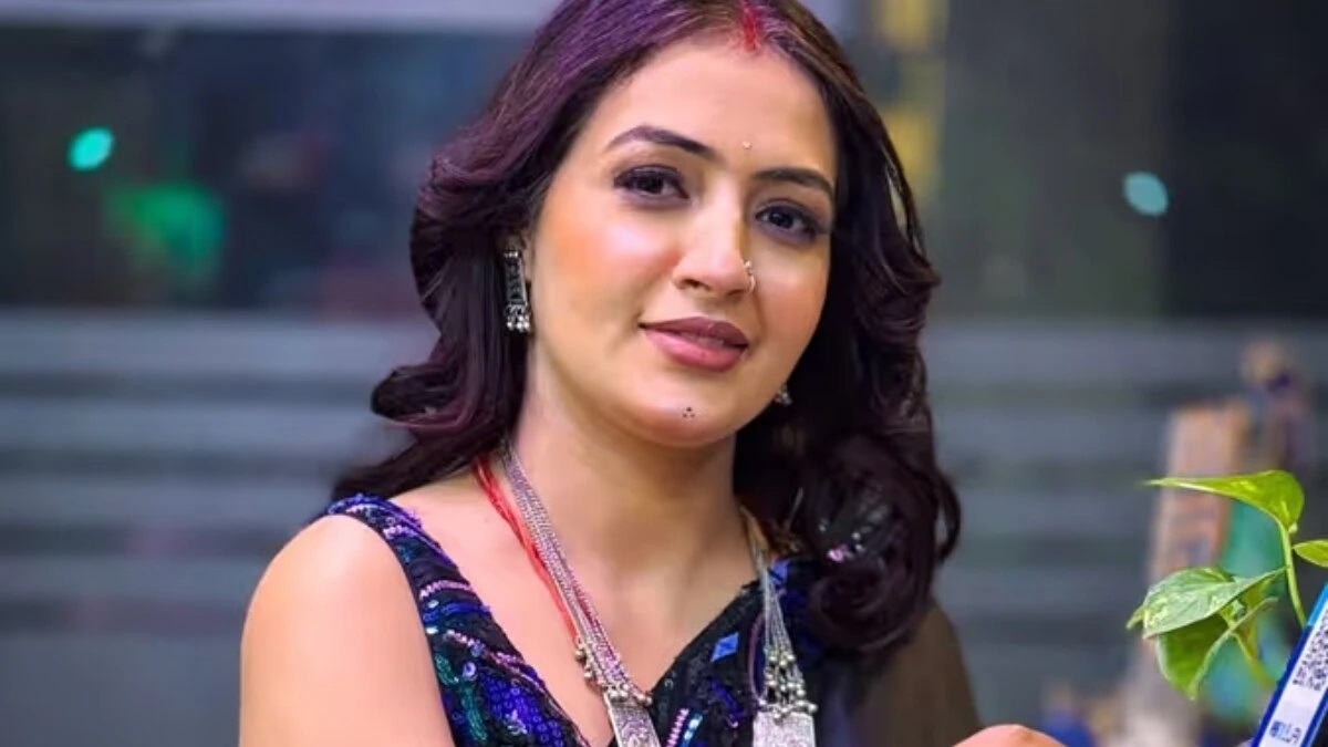  Vada Pav Girl Controversy