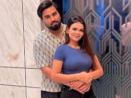  Vada Pav Girl Controversy