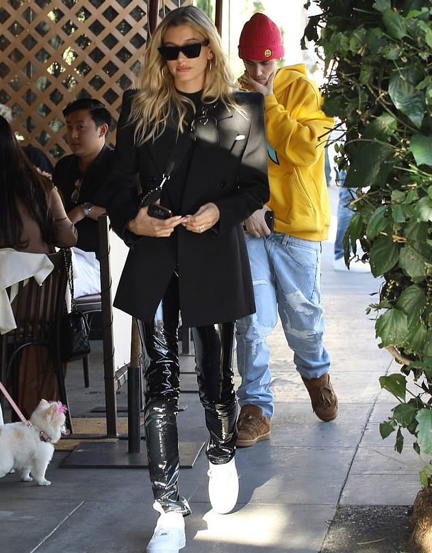 Bollywood Tadka,justin bieber image, justin bieber photo, justin bieber pictures, Hailey Bieber image, Hailey Bieber photo, Hailey Bieber pictures,
