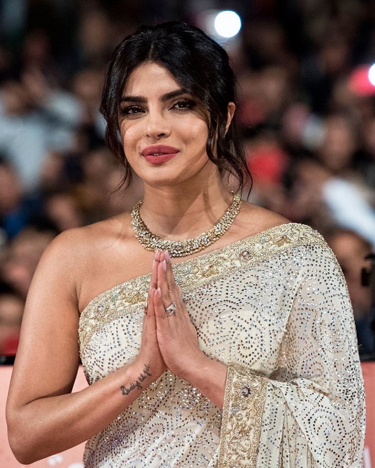 Bollywood Tadka,Priyanka Chopra Jonas images, Priyanka Chopra Jonas photo,Priyanka Chopra Jonas picture