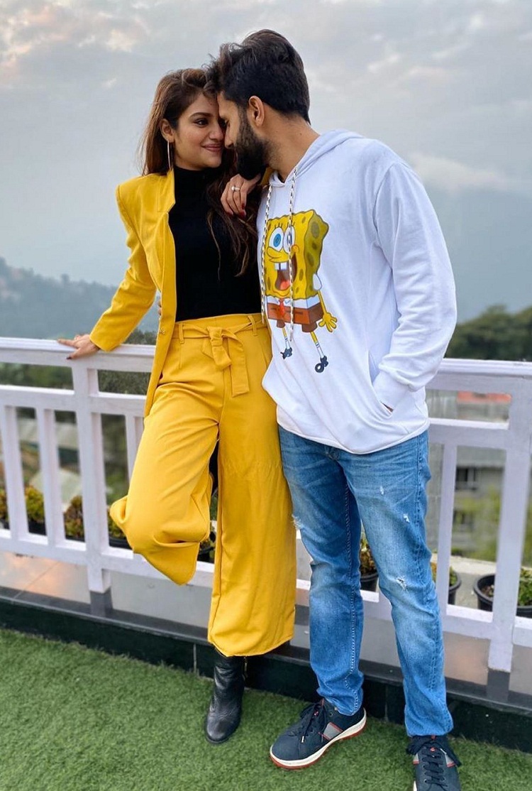 Bollywood Tadka,nusrat jahan image,nusrat jahan photos,nusrat jahan pictures, nikhil jain image, nikhil jain pictures, nikhil jain photo