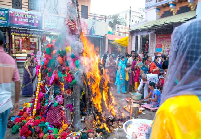 PunjabKesari, Holika Dahan, Holika Dahan 2022, Holika Dahan Haryana Jind, Holika Dahan Does not Happen In Haryana Jind, Holi in Haryana, Dharm, Punjab Kesari, Why Holika dahan is not celebrated in haryana, Yagya Performed on Holi In Haryana