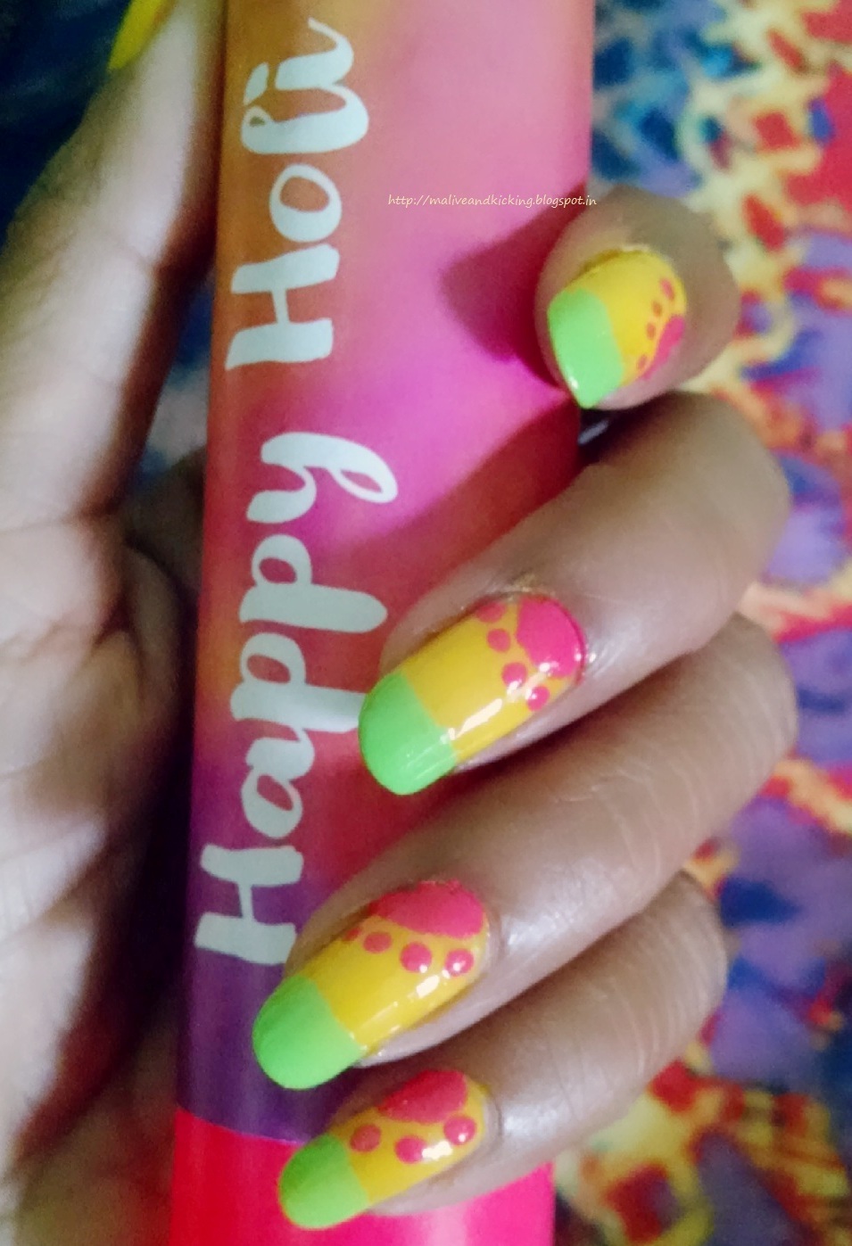 PunjabKesari, होली नेल आर्ट डिज़ाइन इमेज,Holi Nail Art Design Image