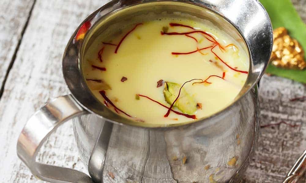 Punjabkesari केसर का दूध, Saffron milk